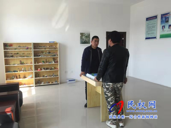 縣司法局開(kāi)展社區(qū)服刑人員心理輔導(dǎo) 縣司法局開(kāi)展社區(qū)服刑人員心理輔導(dǎo)