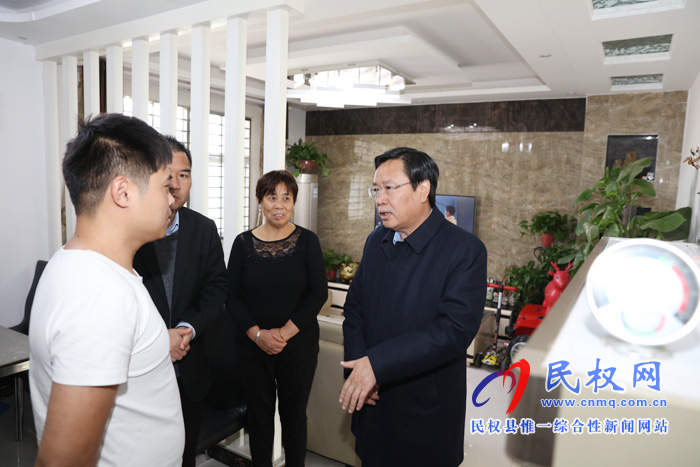 市人大常委會(huì)副主任、縣委書記姬脈常調(diào)研我縣部分重點(diǎn)民生工程建設(shè)和管理情況