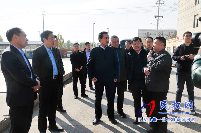 農(nóng)民日報(bào)社黨委書記、社長唐園結(jié)到我縣調(diào)研采訪脫貧攻堅(jiān)、鄉(xiāng)村振興工作