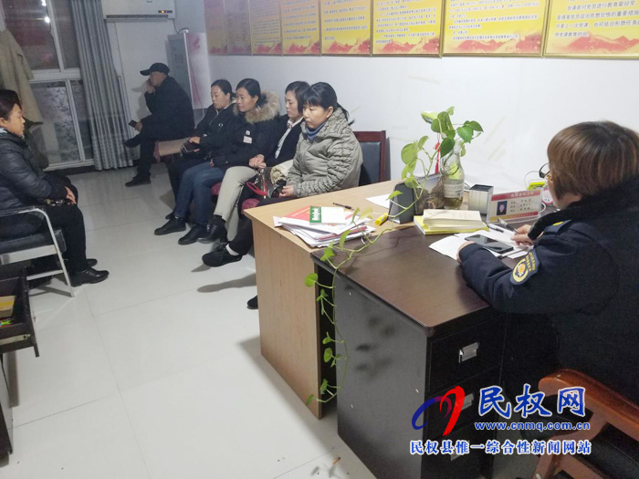 縣城市管理局加大道路保潔監(jiān)管力度、壓實工作責任