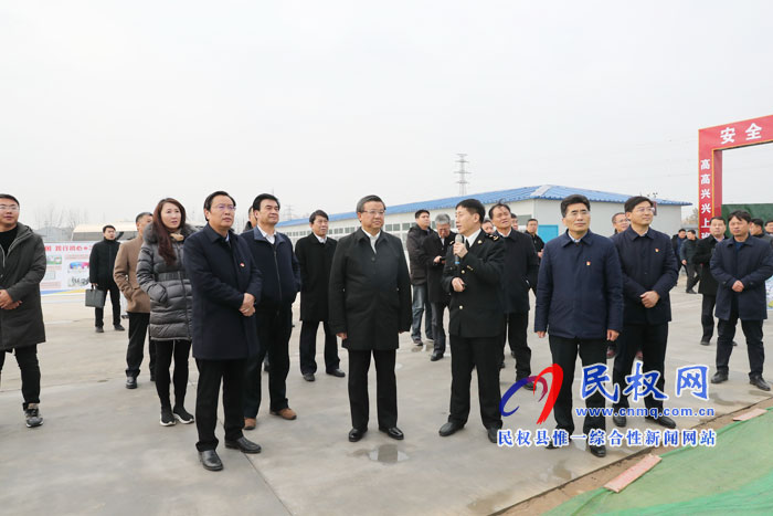 海關總署署長、黨委書記倪岳峰到我縣調(diào)研扶貧工作