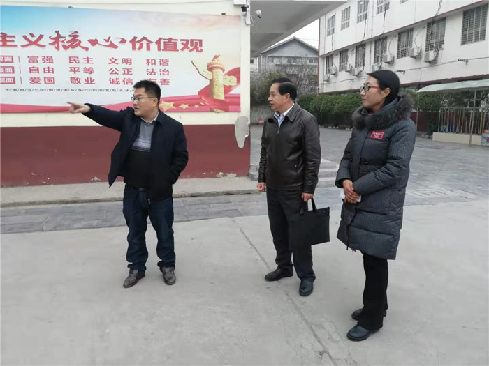 民權(quán)縣第三小學(xué)迎接市級(jí)文明校園復(fù)查驗(yàn)收