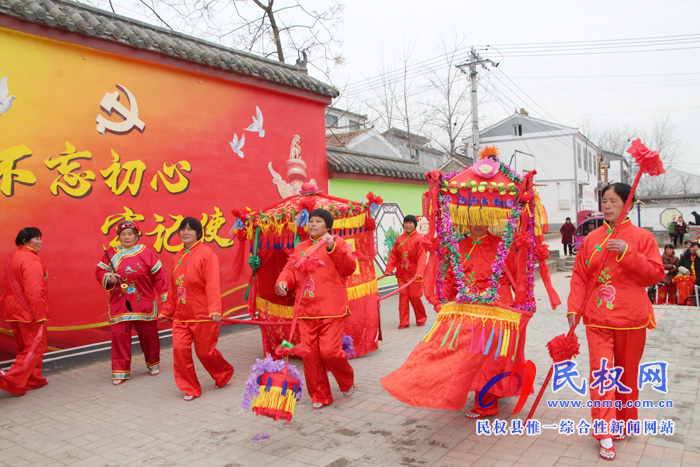 花園鄉(xiāng)趙洪坡村:自發(fā)舉行聯(lián)歡會(huì) 紅紅火火慶元旦 花園鄉(xiāng)趙洪坡村:自發(fā)舉行聯(lián)歡會(huì) 紅紅火火慶元旦