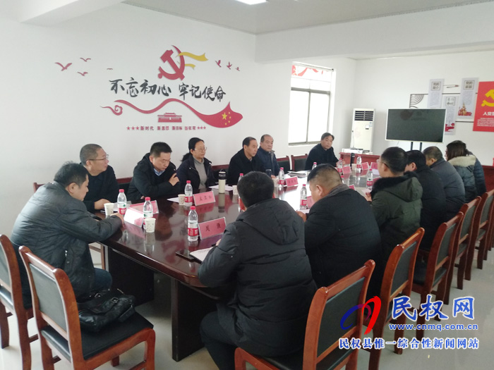 省法院黨組成員、副院長郭保振一行到我縣野崗鎮(zhèn)孟莊村調研脫貧攻堅工作