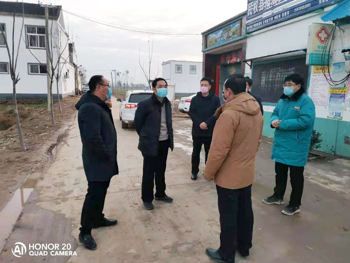 縣委常委、組織部長何玉明到褚廟鄉(xiāng)督導新型冠狀病毒感染的肺炎疫情防控工作