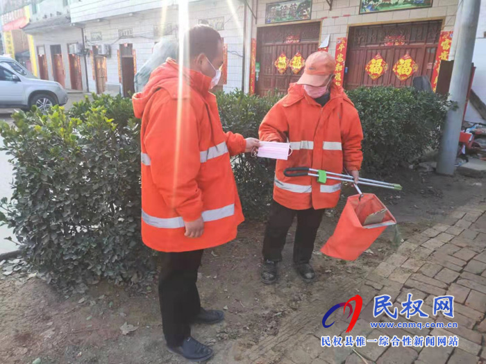 王莊寨鎮(zhèn):黨員先行 堅(jiān)守崗位的一線(xiàn)環(huán)衛(wèi)工人 王莊寨鎮(zhèn):黨員先行 堅(jiān)守崗位的一線(xiàn)環(huán)衛(wèi)工人