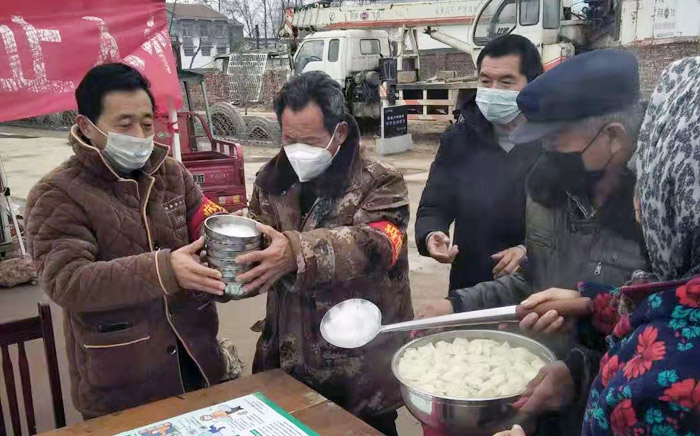 民權(quán)縣褚廟鄉(xiāng)：一份“暖心飯”，溫暖一份“情”