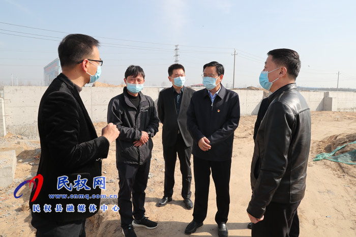 市人大常委會(huì)副主任、縣委書記姬脈常開展走訪服務(wù)工業(yè)企業(yè)活動(dòng)