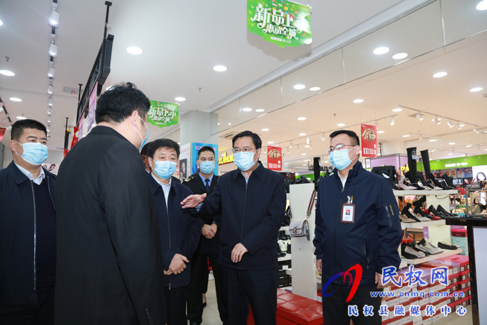 市人大常委會副主任、縣委書記姬脈常查看我縣重點公共服務(wù)業(yè)場所復(fù)工復(fù)產(chǎn)工作