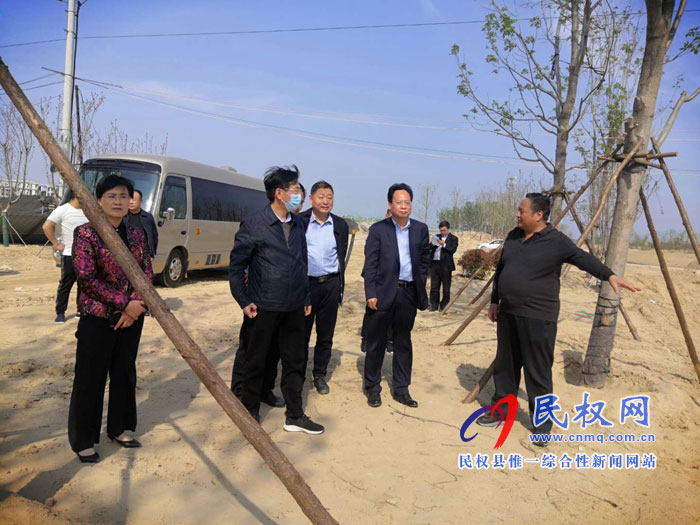 縣委常委、常務(wù)副縣長李啟峰調(diào)研百城提質(zhì)工程等重點(diǎn)工作