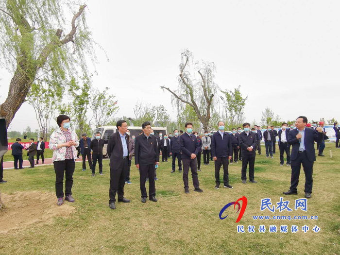 市委書記王戰(zhàn)營、市長張建慧帶隊觀摩點評民權(quán)縣重點工作