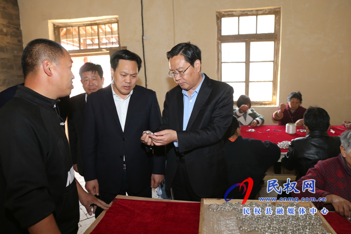 市人大常委會副主任、縣委書記姬脈常調(diào)研我縣人居環(huán)境整治工作