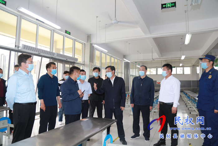市人大常委會副主任、縣委書記姬脈常查看安全生產(chǎn)、及防汛、防溺亡工作