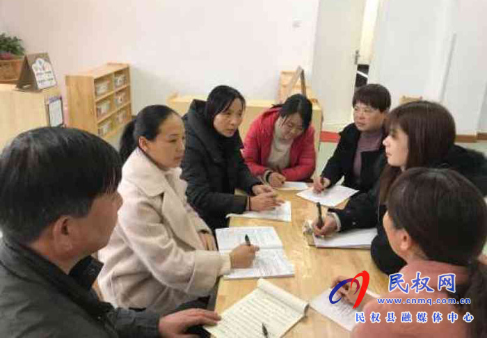 民權縣幼兒園蔣麗麗、李青老師分別被省教育廳評為中原名師工作室省級名師和省級骨干教師榮譽稱號