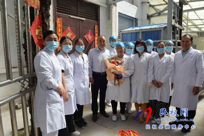 512國際護士節(jié)院領導慰問白衣天使 512國際護士節(jié)院領導慰問白衣天使