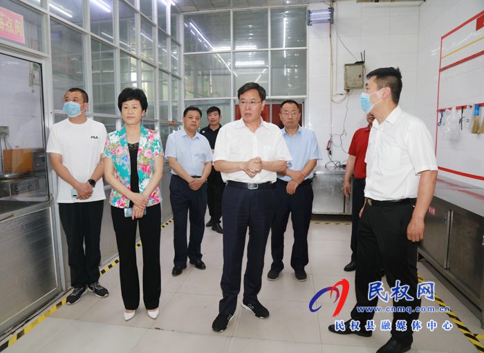 市人大常委會副主任、縣委書記姬脈常檢查兩會準備工作