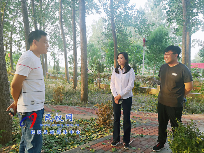 副縣長(zhǎng)朱琳到老顏集鄉(xiāng)調(diào)研指導(dǎo)三夏生產(chǎn)、產(chǎn)業(yè)發(fā)展工作
