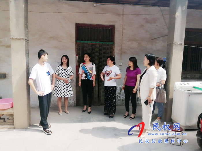 情暖“六一”關愛殘障兒童 情暖“六一”關愛殘障兒童