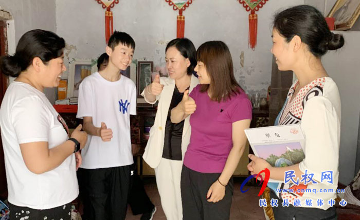 情暖“六一”關愛殘障兒童 情暖“六一”關愛殘障兒童