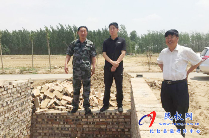 縣委常委、宣傳部長(zhǎng)屠志遠(yuǎn)到莊子鎮(zhèn)督導(dǎo)“三夏”生產(chǎn)工作