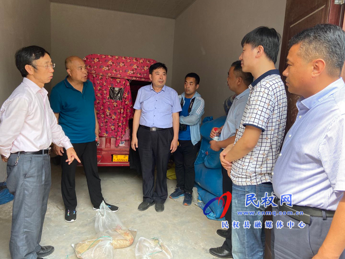 省國調(diào)隊到我縣調(diào)研夏糧生產(chǎn)等工作開展情況 省國調(diào)隊到我縣調(diào)研夏糧生產(chǎn)等工作開展情況