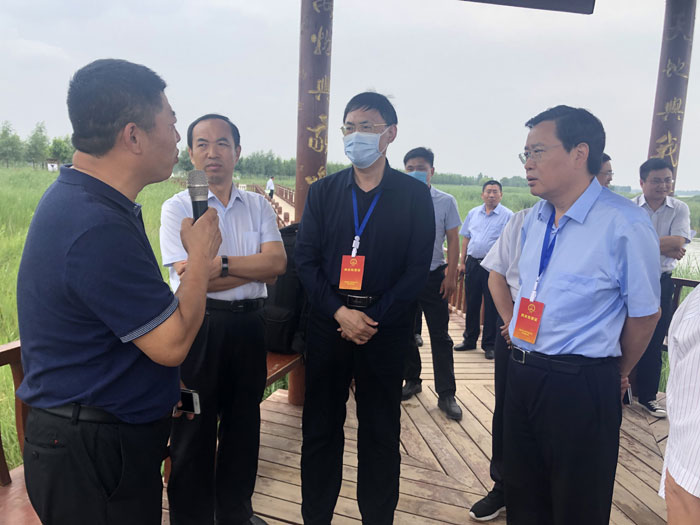 市人大執(zhí)法檢查組到我縣開展野生動物保護(hù) “一法一決定”執(zhí)法檢查 市人大執(zhí)法檢查組到我縣開展野生動物保護(hù) “一法一決定”執(zhí)法檢查