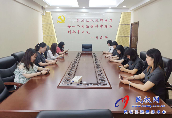 我縣各鄉(xiāng)鎮(zhèn)（街道辦）、縣直各單位認(rèn)真貫徹全縣三級(jí)干部會(huì)議暨脫貧攻堅(jiān)推進(jìn)會(huì)議精神