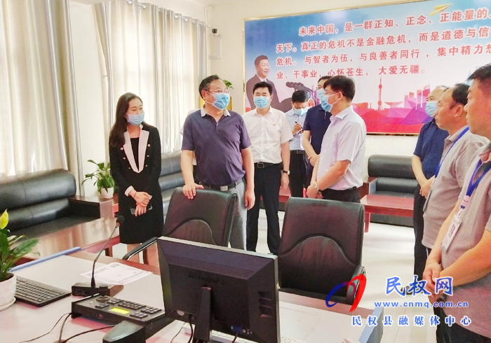 市委常委、常務(wù)副市長(zhǎng)吳祖明到我縣查看高考準(zhǔn)備工作開展情況