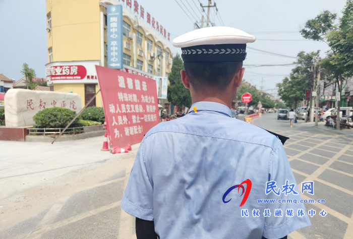 縣公安局多警聯(lián)動全力護(hù)航“高考” 縣公安局多警聯(lián)動全力護(hù)航“高考”