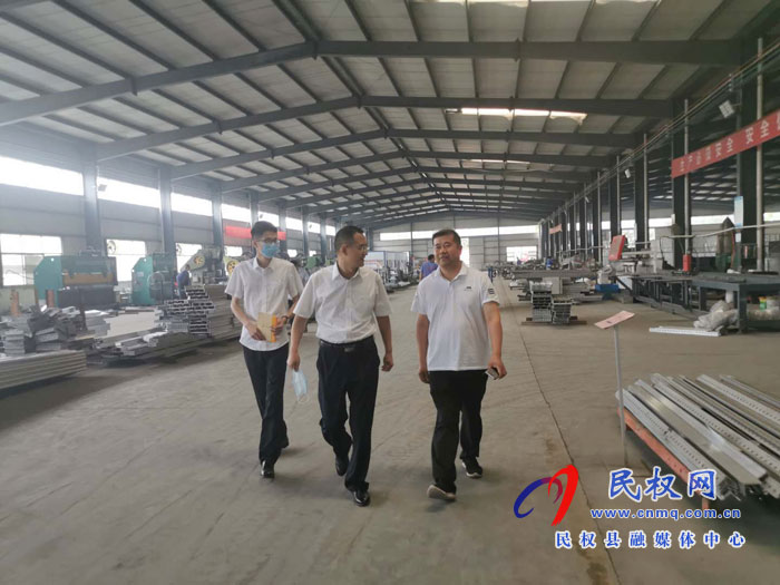 縣金融服務(wù)中心深入企業(yè)調(diào)研主辦銀行工作機制落實情況