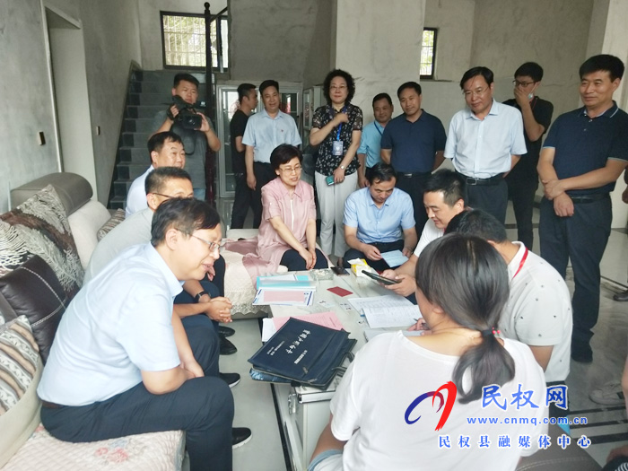 國家脫貧攻堅(jiān)普查工作領(lǐng)導(dǎo)小組到我縣督導(dǎo)脫貧攻堅(jiān)普查工作開展情況 國家脫貧攻堅(jiān)普查工作領(lǐng)導(dǎo)小組到我縣督導(dǎo)脫貧攻堅(jiān)普查工作開展情況