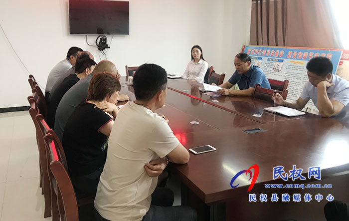 供銷社學(xué)習(xí)貫徹縣政府第四次全會(huì)暨廉政工作會(huì)議精神 供銷社學(xué)習(xí)貫徹縣政府第四次全會(huì)暨廉政工作會(huì)議精神