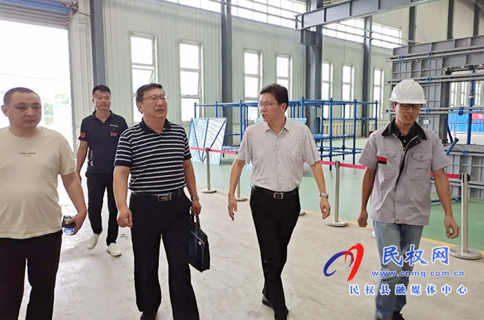 商丘市應(yīng)急管理局檢查組深入我縣檢查?；髽I(yè)和工貿(mào)企業(yè)安全生產(chǎn)工作