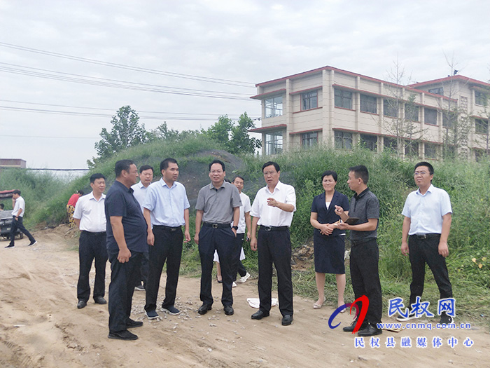 市人大常委會(huì)副主任、縣委書記姬脈常調(diào)研我縣老城區(qū)老舊小區(qū)改造和城市建設(shè)重點(diǎn)項(xiàng)目工作