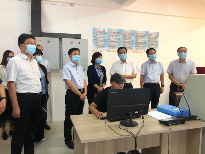 市人大常委會副主任、縣委書記姬脈常查看安全生產(chǎn)工作