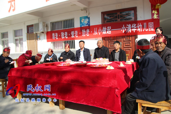 褚廟鄉(xiāng):愛(ài)滿重陽(yáng)節(jié) 情暖老人心 褚廟鄉(xiāng):愛(ài)滿重陽(yáng)節(jié) 情暖老人心