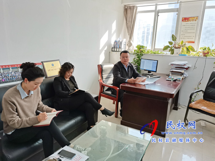 我縣各鄉(xiāng)鎮(zhèn)、（街道辦）縣直各單位傳達(dá)貫徹全縣脫貧攻堅(jiān)工作推進(jìn)會議精神