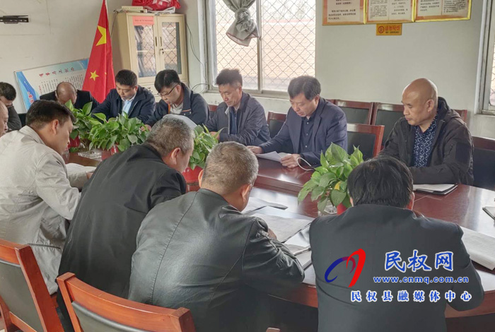 我縣各鄉(xiāng)鎮(zhèn)、（街道辦）縣直各單位傳達(dá)貫徹全縣脫貧攻堅(jiān)工作推進(jìn)會議精神