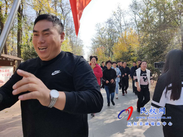 民權(quán)縣融媒體中心舉辦第二十一個記者節(jié)慶?；顒? title=