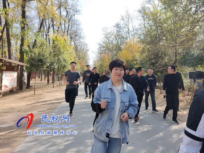 民權(quán)縣融媒體中心舉辦第二十一個記者節(jié)慶?；顒? title=
