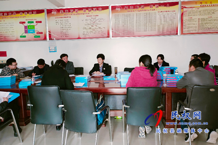 縣人大主任周燕到老顏集鄉(xiāng)督導脫貧攻堅工作 縣人大主任周燕到老顏集鄉(xiāng)督導脫貧攻堅工作