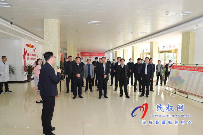 市人大常委會副主任、縣委書記姬脈常帶領考察團赴南陽市方城縣考察學習兜底保障脫貧工作