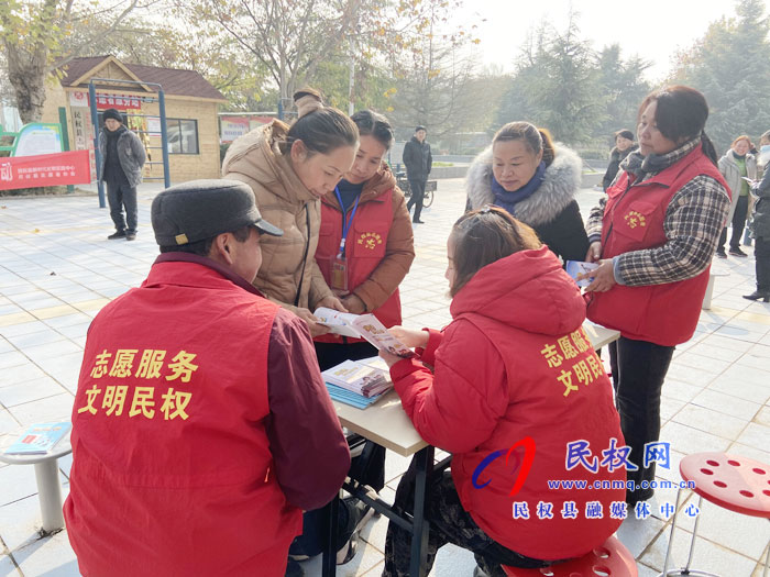 憲法知識進(jìn)萬家 法治精神入人心——民權(quán)縣開展“憲法宣傳周”活動(dòng) 憲法知識進(jìn)萬家 法治精神入人心——民權(quán)縣開展“憲法宣傳周”活動(dòng)