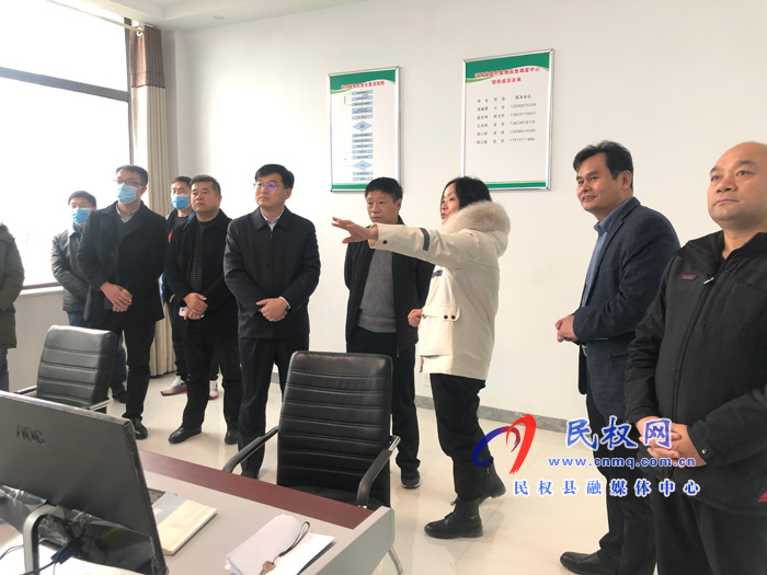 省金融監(jiān)督管理局金融穩(wěn)定處處長張崢昭到我縣調研 省金融監(jiān)督管理局金融穩(wěn)定處處長張崢昭到我縣調研