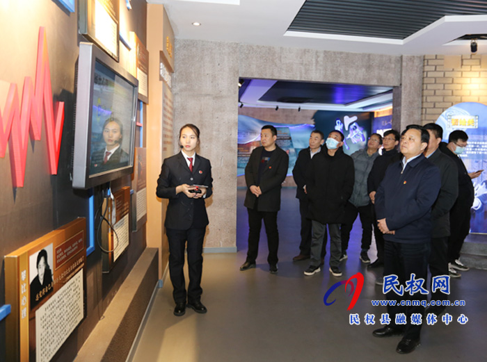 縣人大機(jī)關(guān)組織黨員干部到商丘市廉政教育基地接受警示教育 縣人大機(jī)關(guān)組織黨員干部到商丘市廉政教育基地接受警示教育