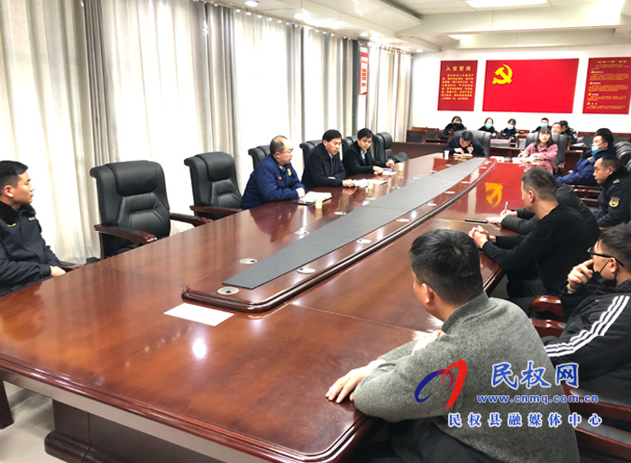 我縣召開莊周商貿(mào)城火災(zāi)隱患整治加壓促進會 我縣召開莊周商貿(mào)城火災(zāi)隱患整治加壓促進會