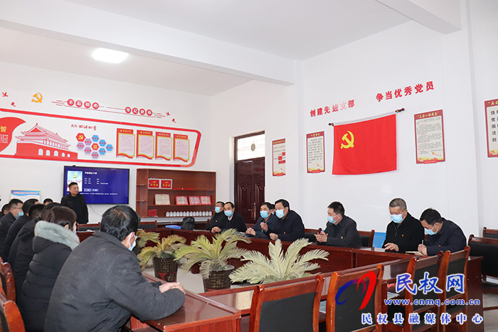 市人大常委會副主任、縣委書記姬脈常調(diào)研村（社區(qū)）“兩委”換屆工作