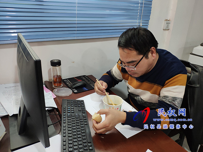記者走進新冠肺炎疫情防控指揮部 記者走進新冠肺炎疫情防控指揮部