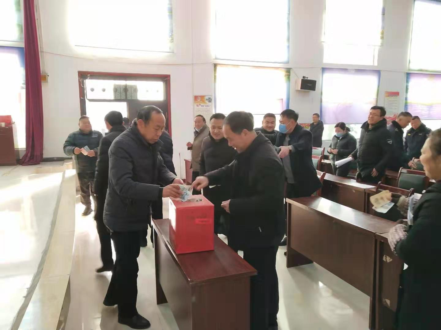 北關(guān)鎮(zhèn)：開展“送溫暖、獻(xiàn)愛心”捐助活動