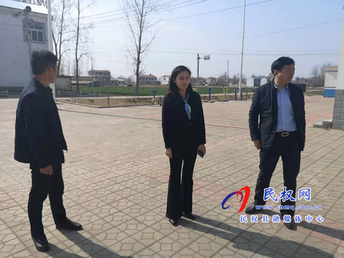 副縣長朱琳到老顏集鄉(xiāng)檢查指導煙花爆竹禁燃禁放、禁毒鏟毒疫情防控、村委換屆等工作